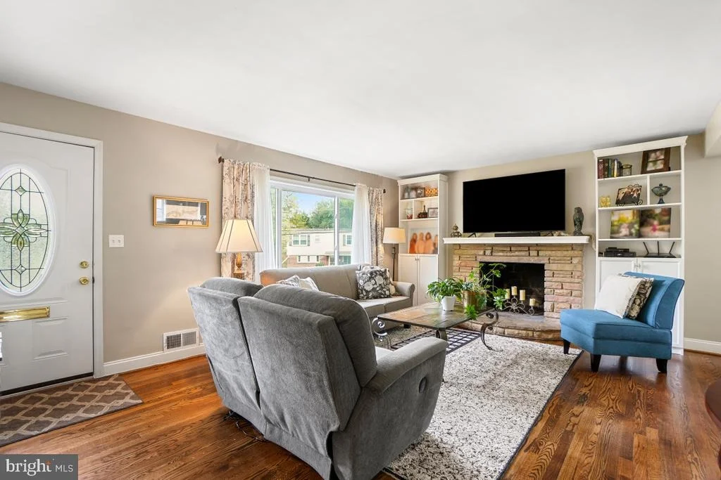 Photo of 401 ROYALTON ROAD