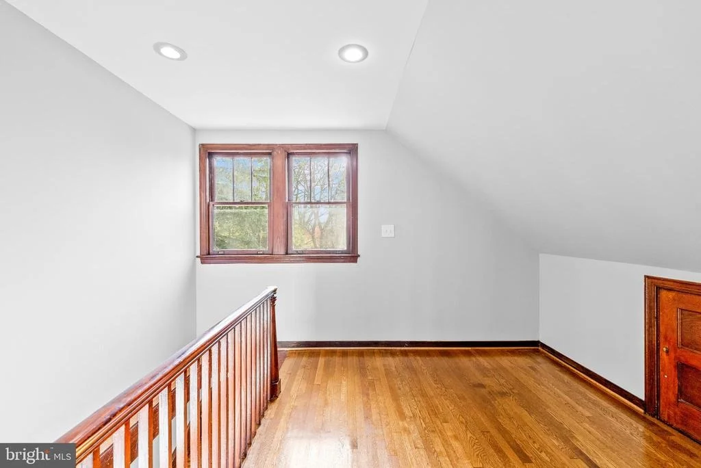 Photo of 232 TUCKERMAN STREET NW