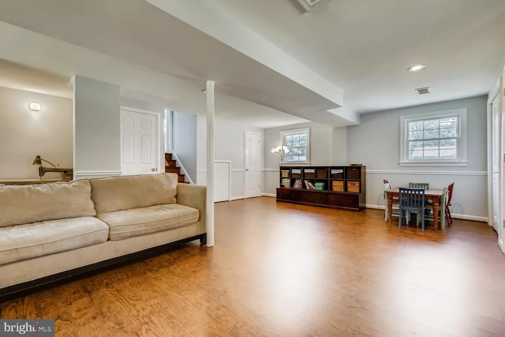 Photo of 706 VENICE DRIVE