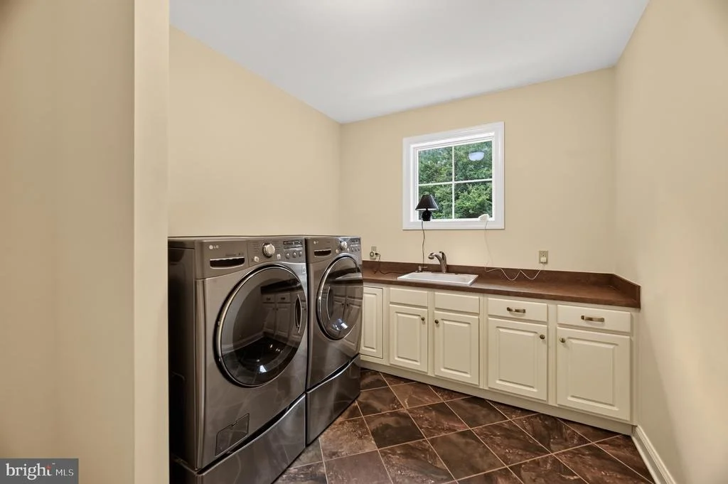 Photo of 8711 CHESTNUT GROVE ROAD