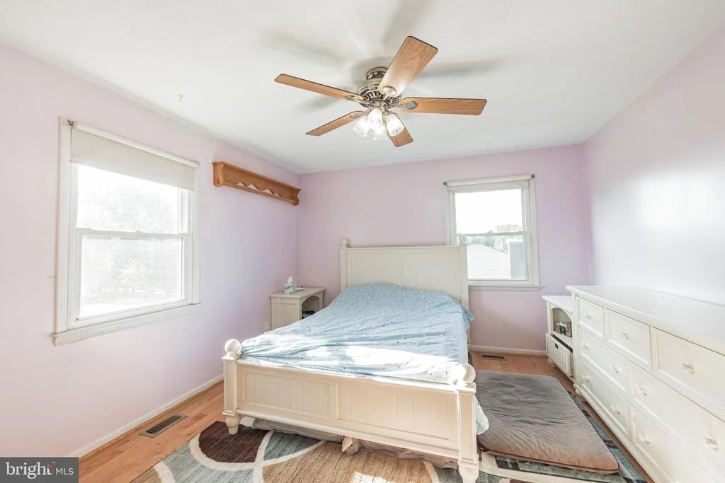 Photo of 5619 MANOR DRIVE