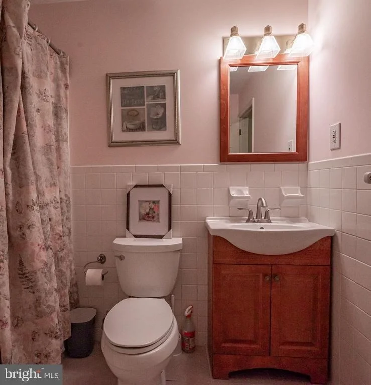Photo of 14 ANNA AVENUE