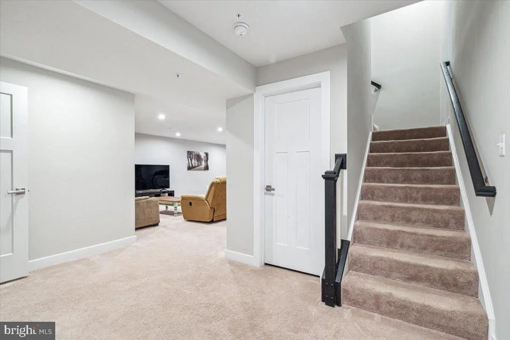 Photo of 1215 FUTURITY STREET