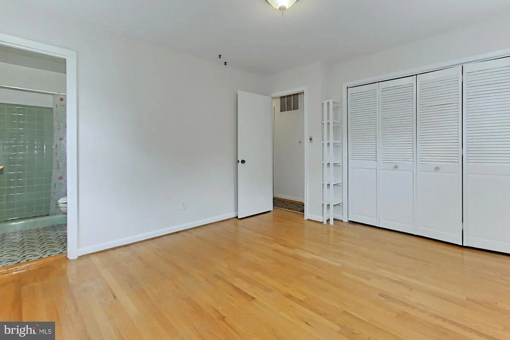 Photo of 7459 LONG PINE DRIVE