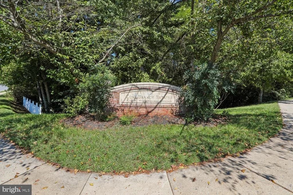 Photo of 301 CONE BRANCH DRIVE