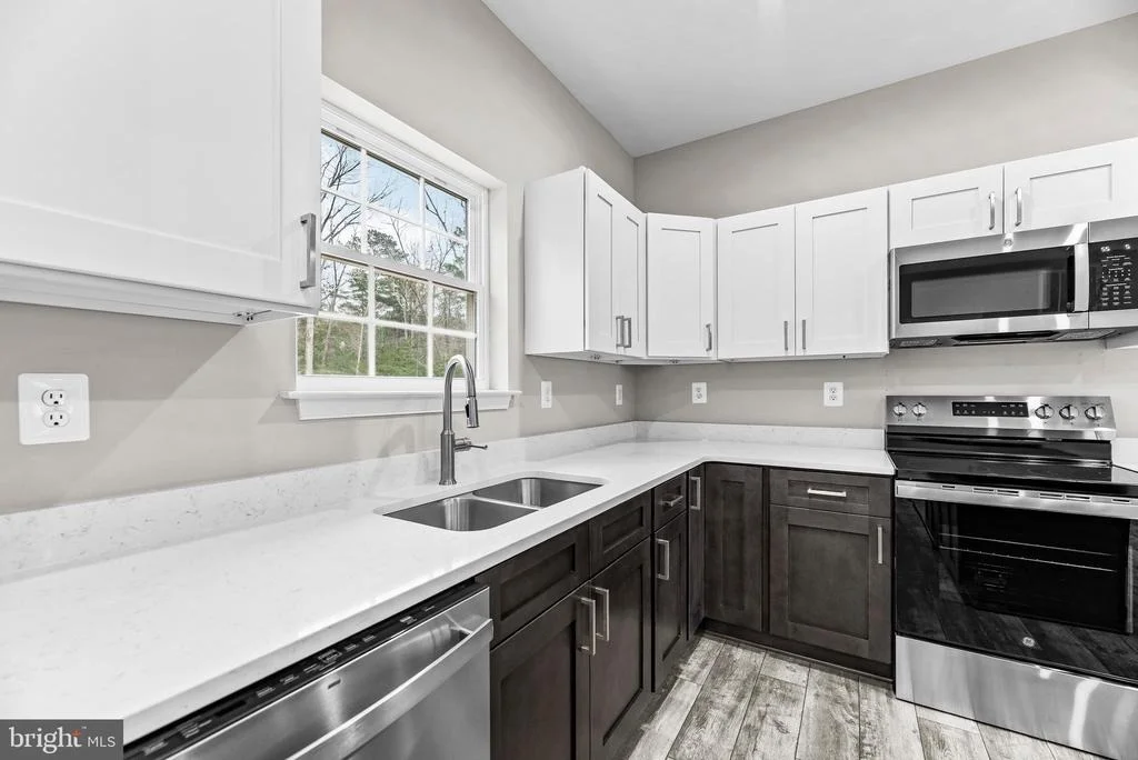 Photo of 20250 HAWKS WAY