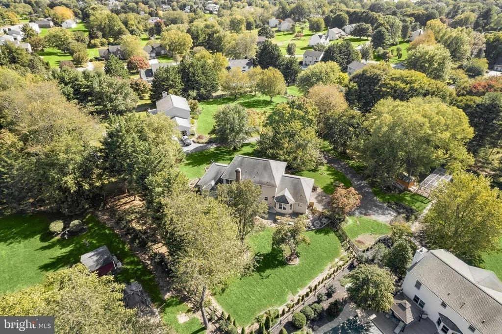 Photo of 1672 THRASHER DRIVE