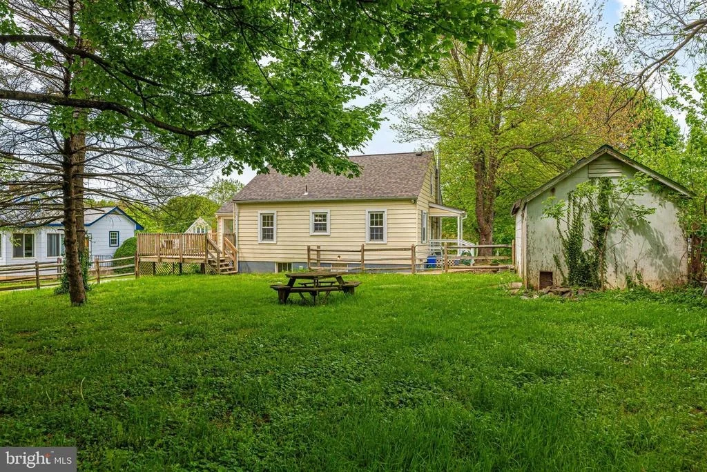 Photo of 9510 PLEASANT PLAINS ROAD