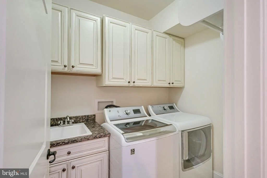 Photo of 30578 SILVERTON ROAD