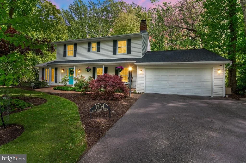 Photo of 1754 LONG GREEN DRIVE