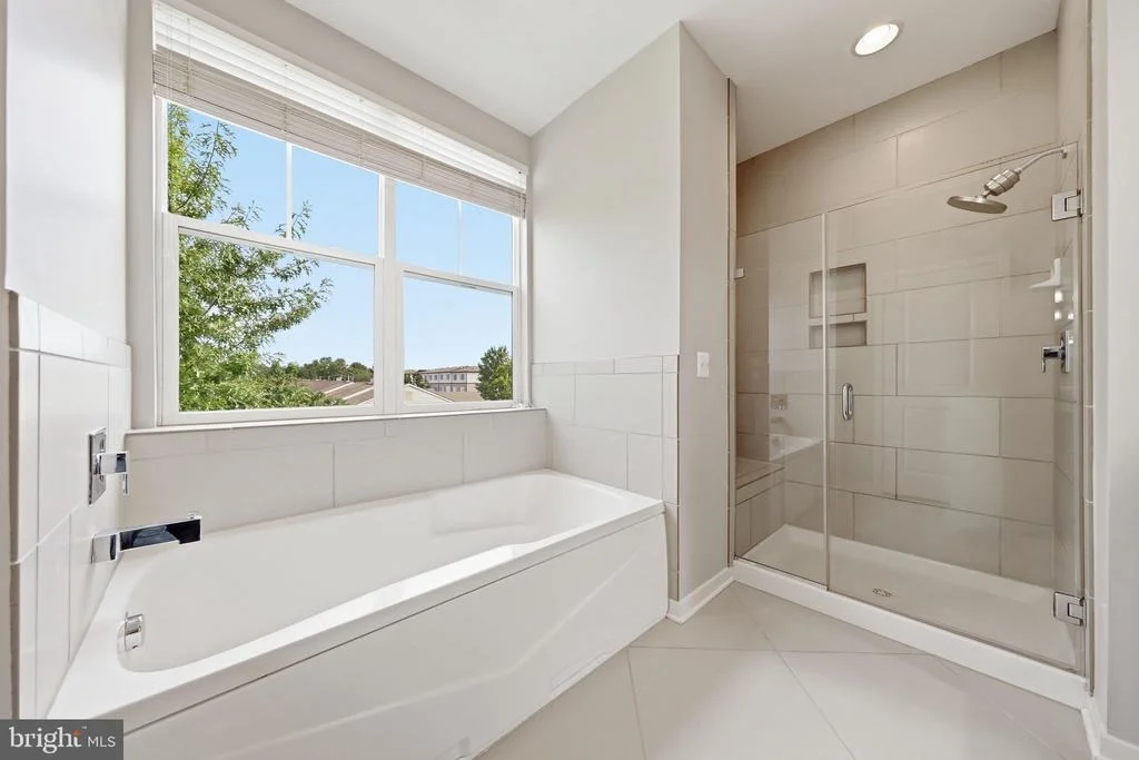 Photo of 1402 WHEYFIELD DRIVE