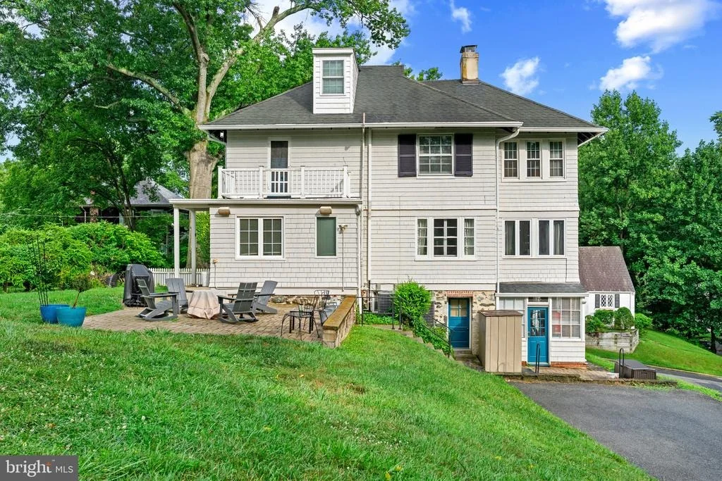 Photo of 1804 FAIRBANK ROAD
