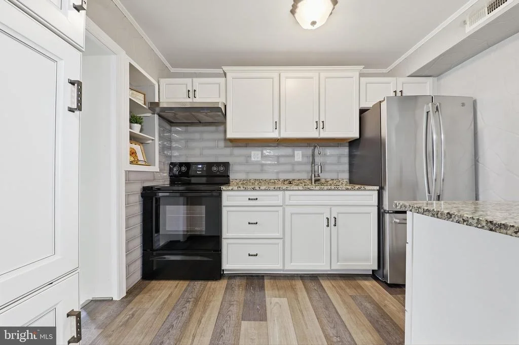 Photo of 417 ELMWOOD ROAD