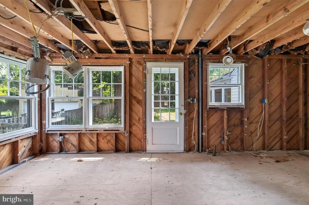 Photo of 111 WARDOUR DRIVE
