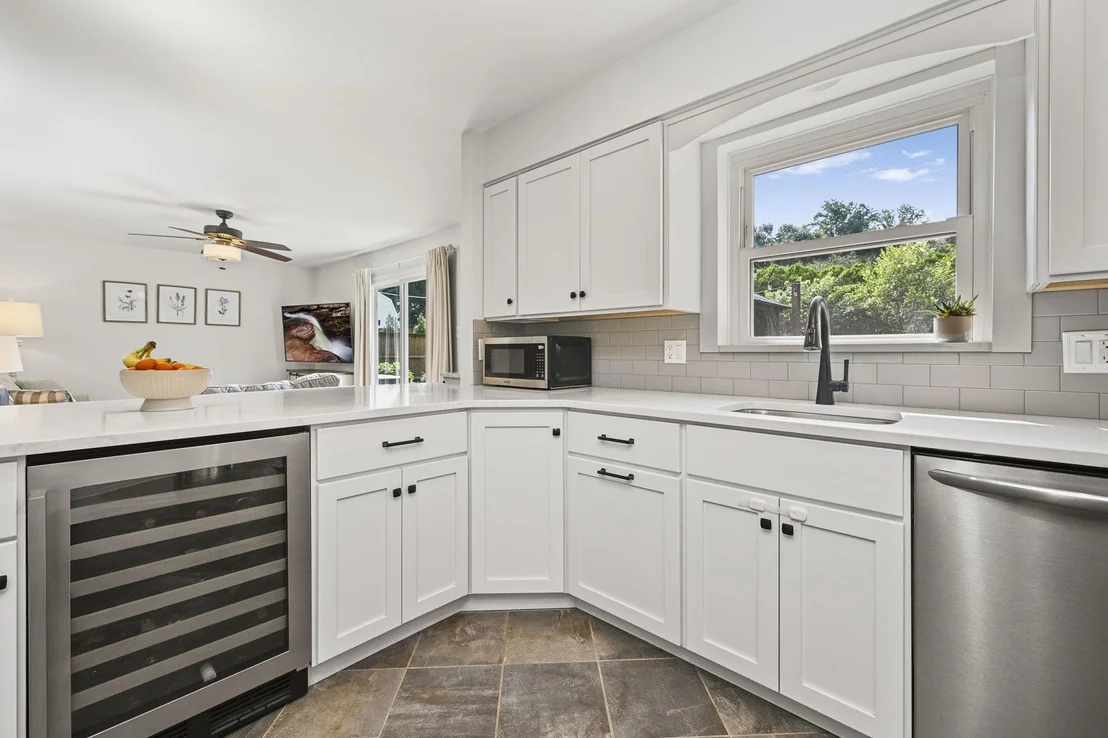 Photo of 559 CABOT DRIVE
