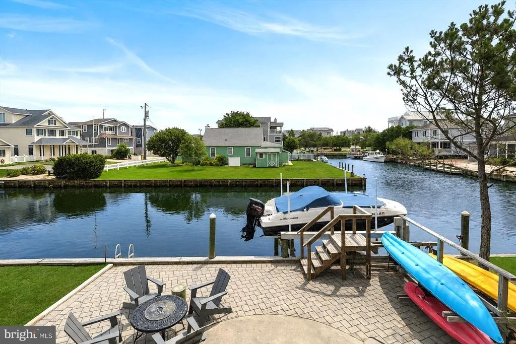 Photo of 138 BAYSHORE DRIVE