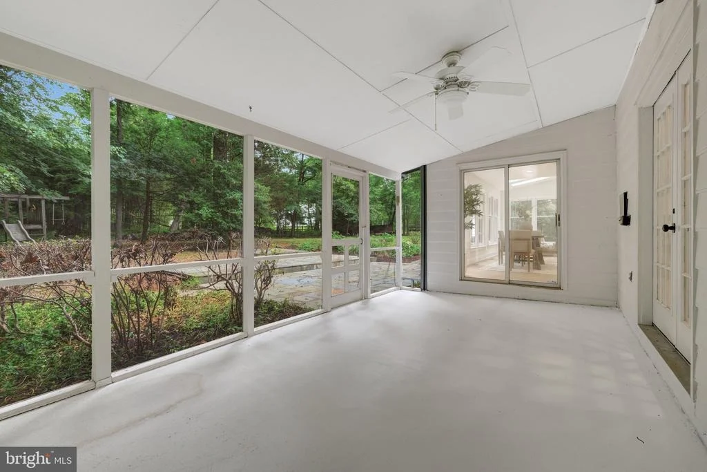 Photo of 1132 SPRINGVALE ROAD