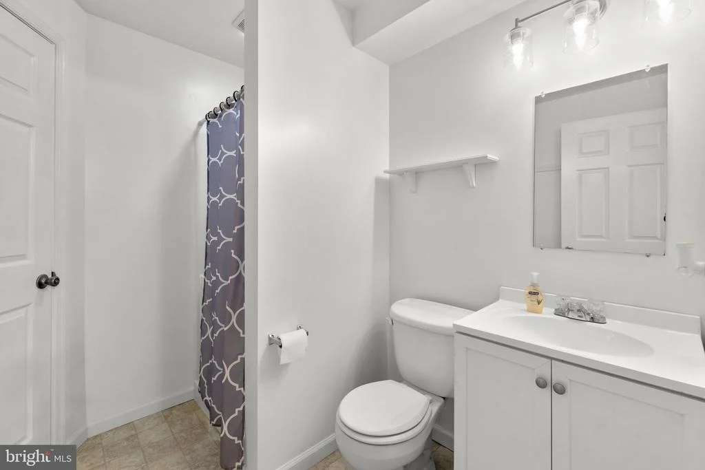 Photo of 17929 DANUBE LANE