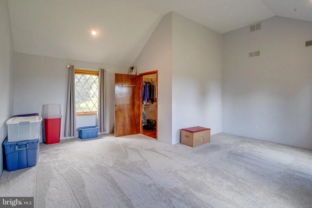 Photo of 2300 KINGS ARMS DRIVE