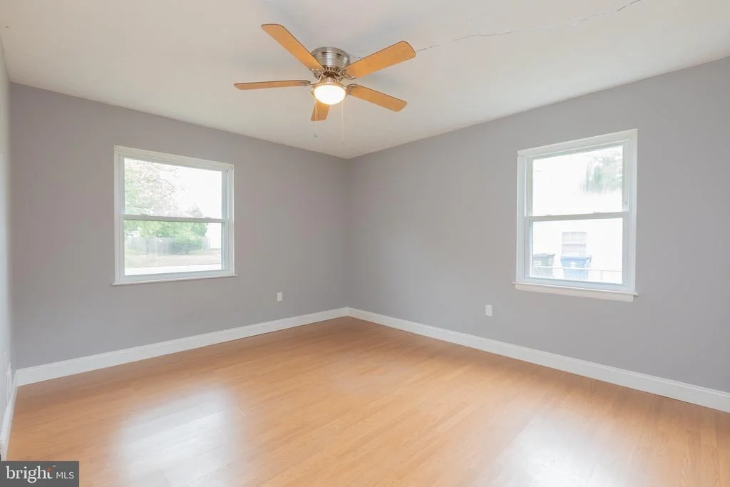 Photo of 706 UNIVERSITY DRIVE