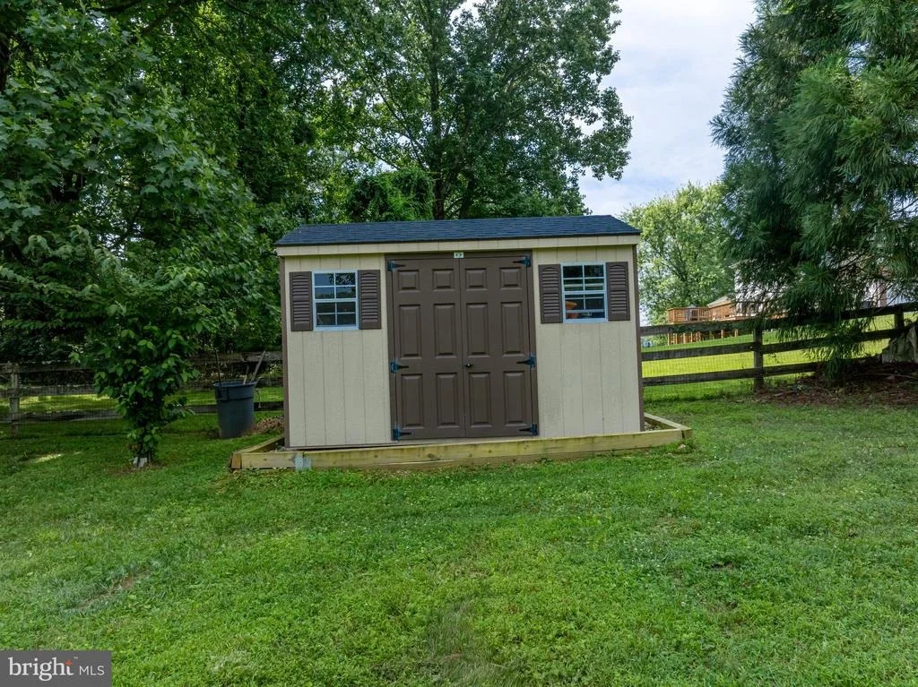 Photo of 13215 FALLS ROAD