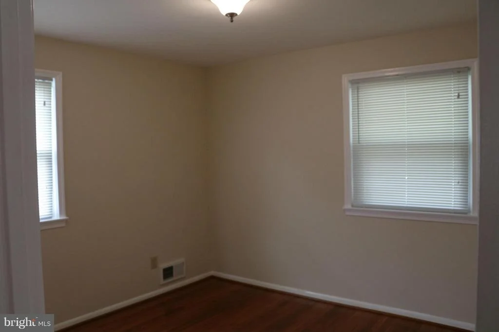 Photo of 7406 WALKER MILL ROAD