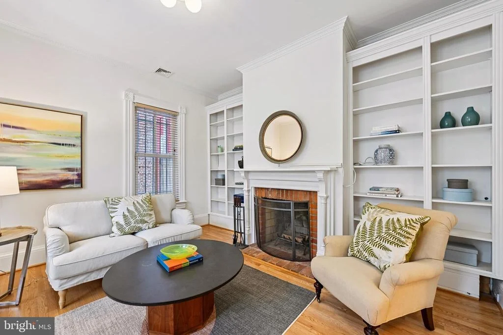 Photo of 123 7TH STREET NE