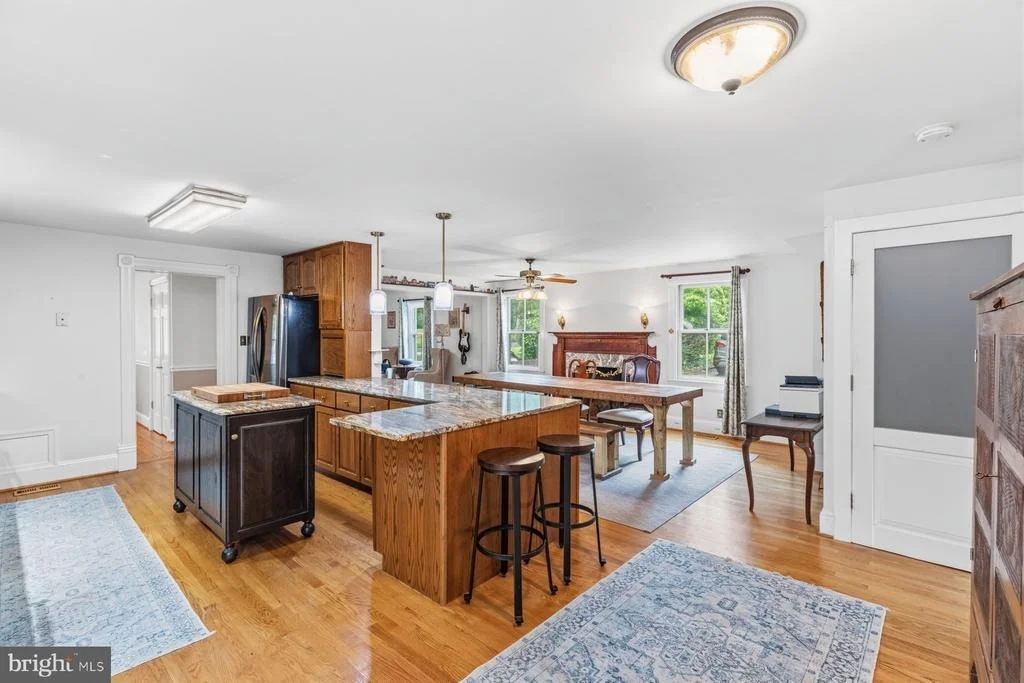 Photo of 1105 MONTGOMERY STREET