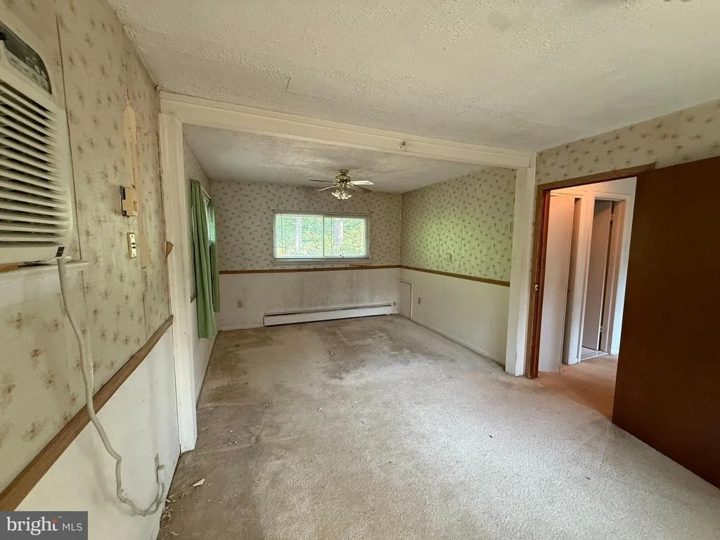 Photo of 9458 4TH PLACE