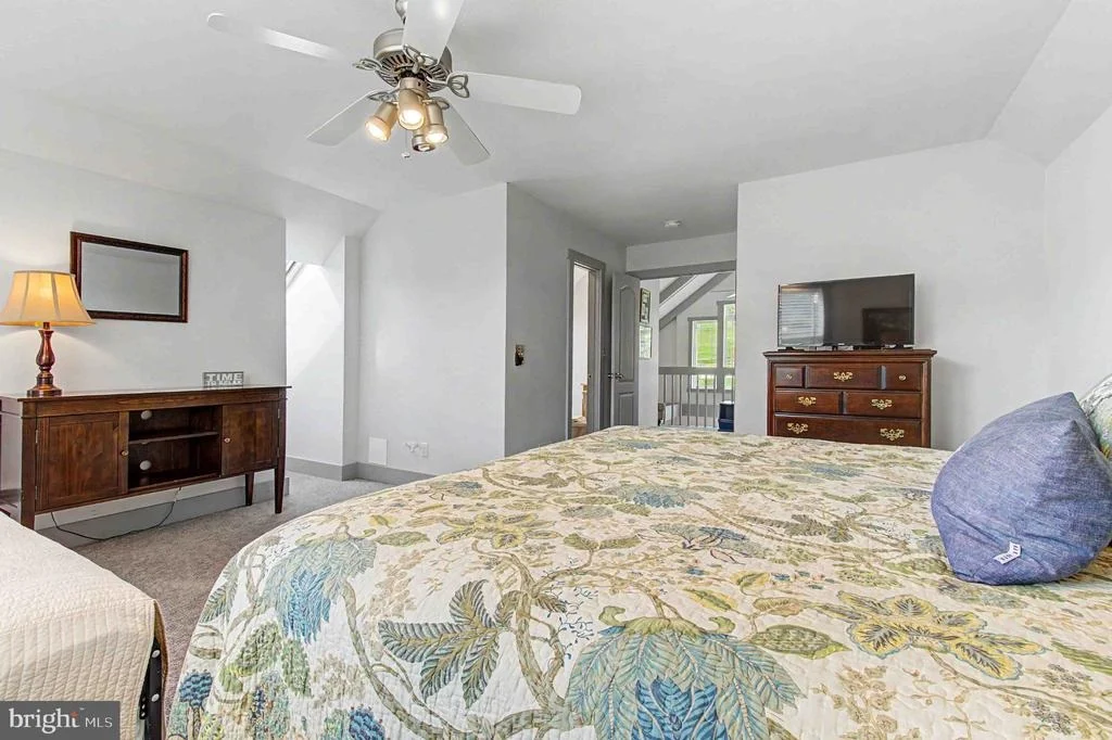 Photo of 296 LAKE POINTE DRIVE