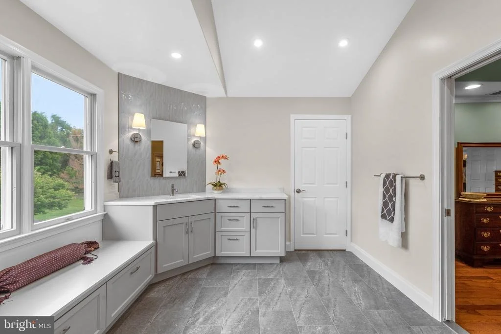 Photo of 16404 DANFORTH COURT