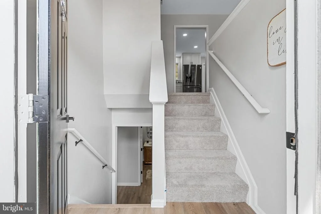 Photo of 1015 CHERYLS COURT