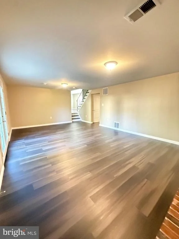 Photo of 5014 NICHOLAS ROAD