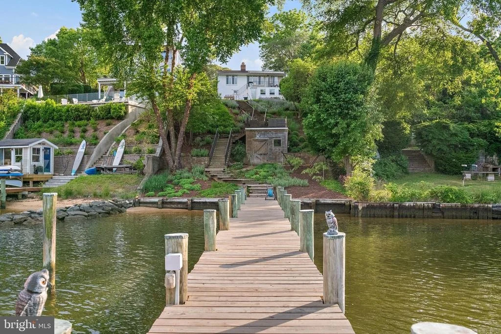 Photo of 1210 SEVERNVIEW DRIVE