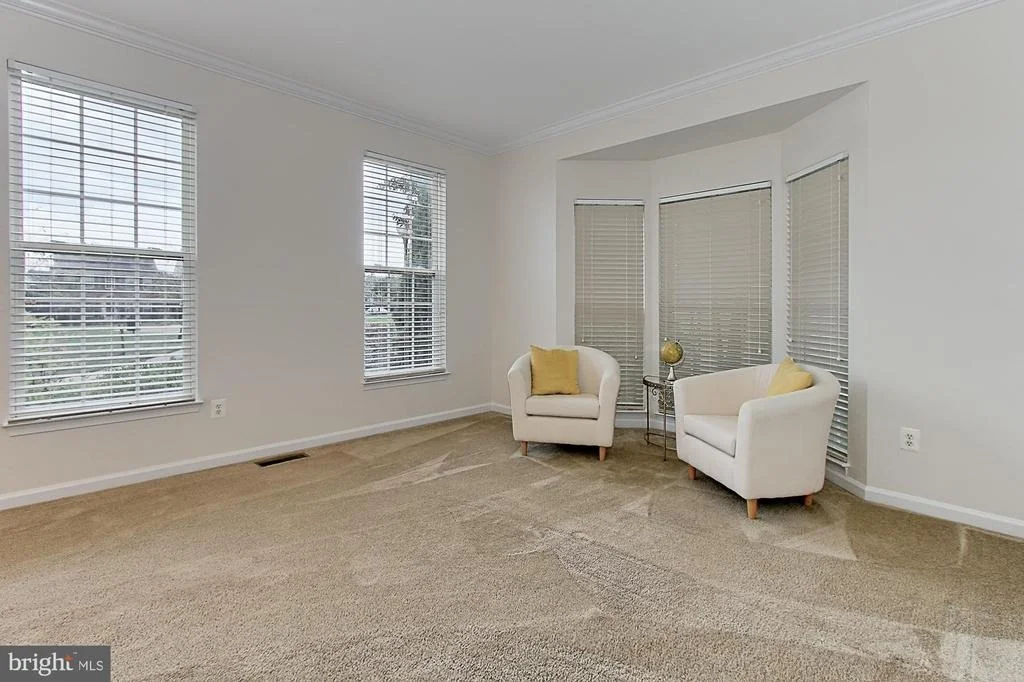 Photo of 6715 SELBOURNE LANE