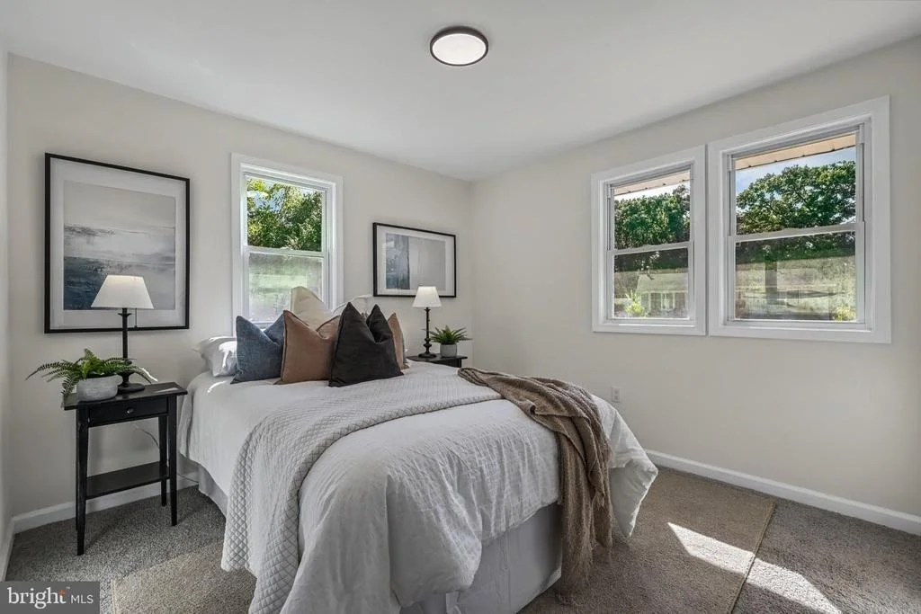 Photo of 15 PENNY LANE