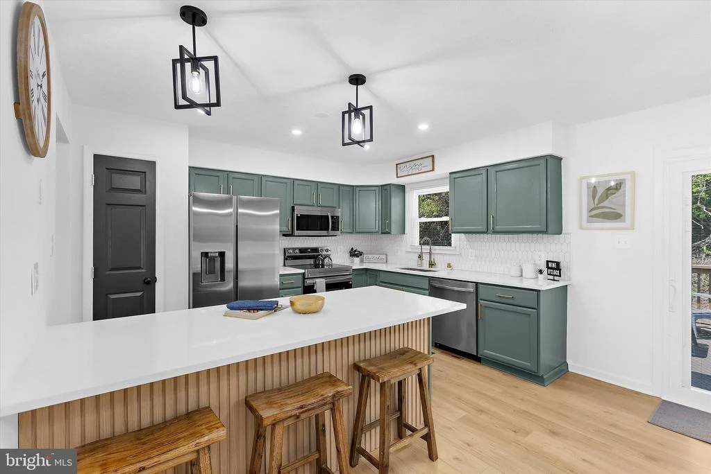 Photo of 774 EVERIST DRIVE