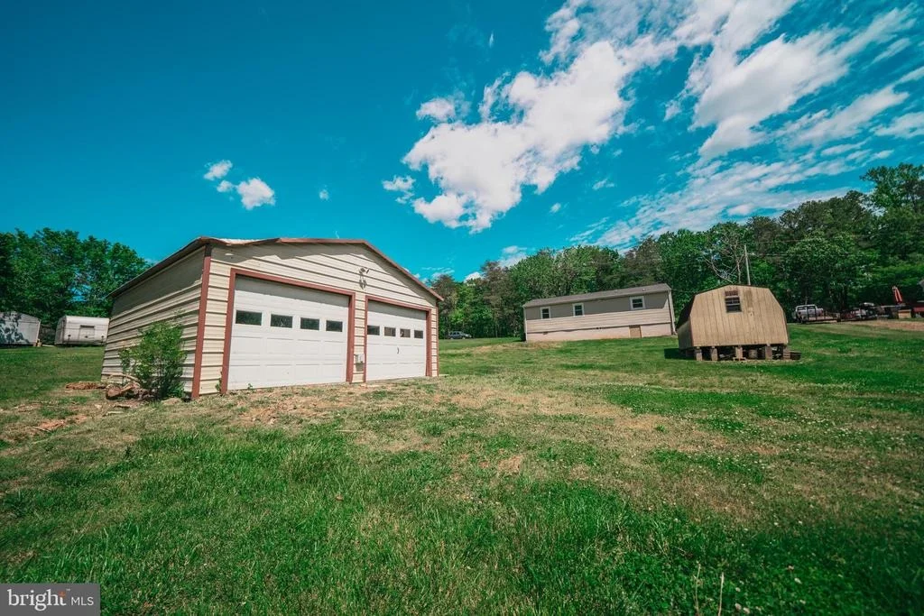 Photo of 3273 MEANDER RUN ROAD