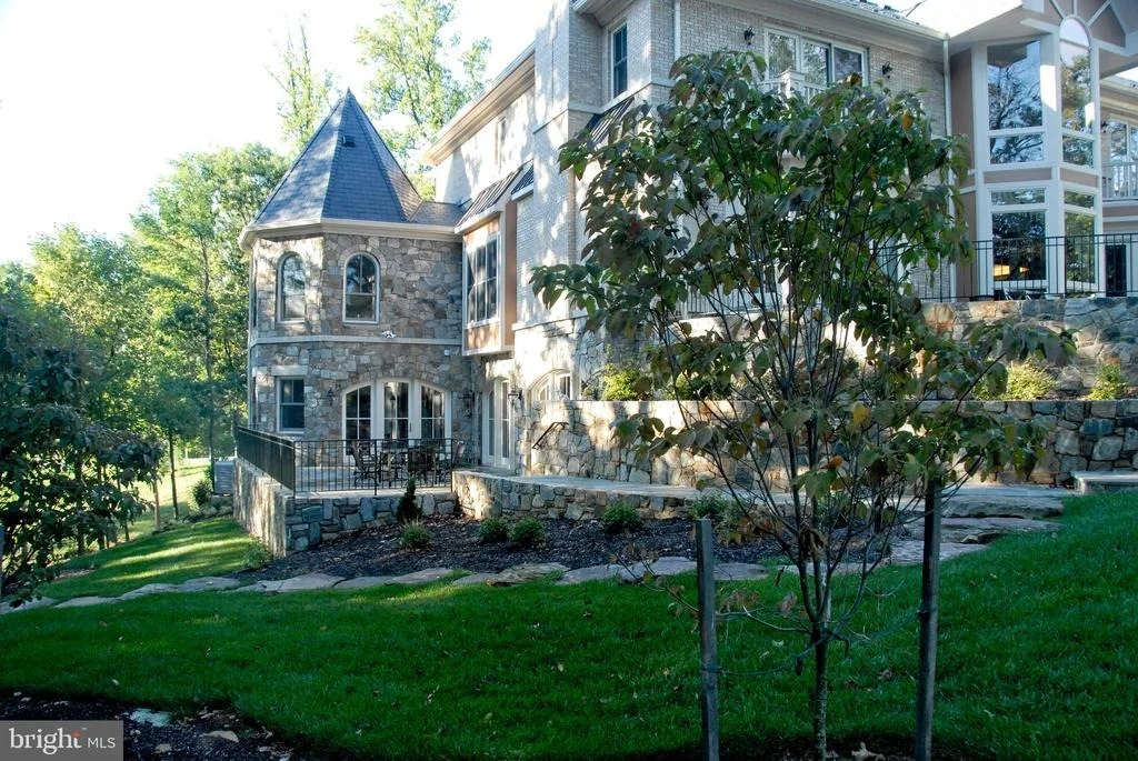 Photo of 40436 BEACON HILL DRIVE