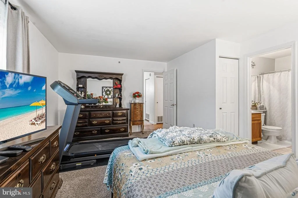 Photo of Unit C at 4100 CHARDEL ROAD