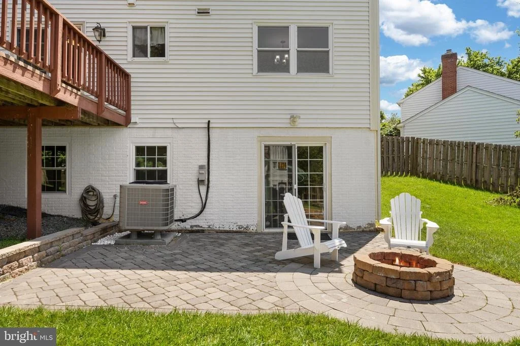 Photo of 14404 BASINGSTOKE LANE