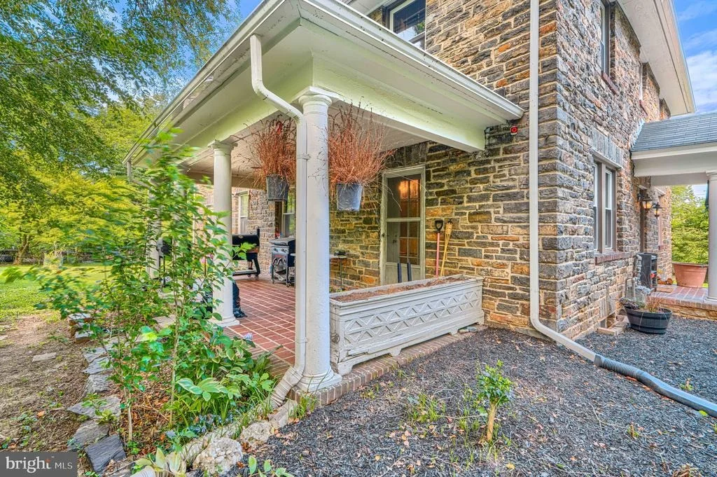 Photo of 4606 CEDAR GARDEN ROAD