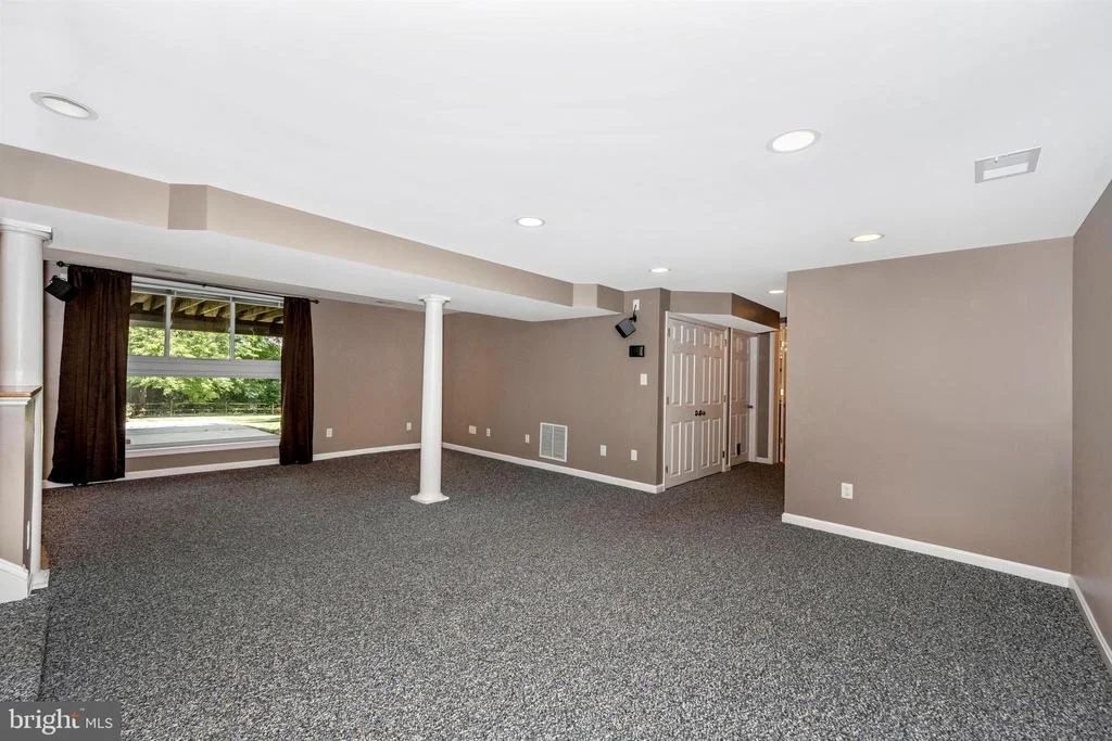Photo of 25805 RIDGE ROAD