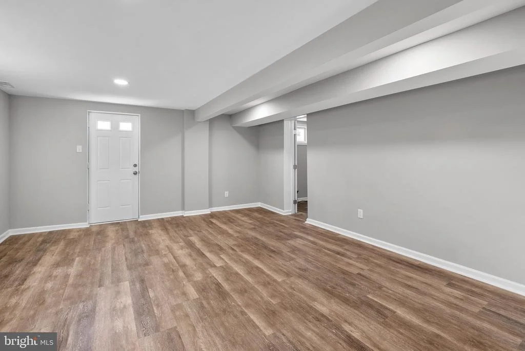 Photo of 500 GOLDLEAF AVENUE