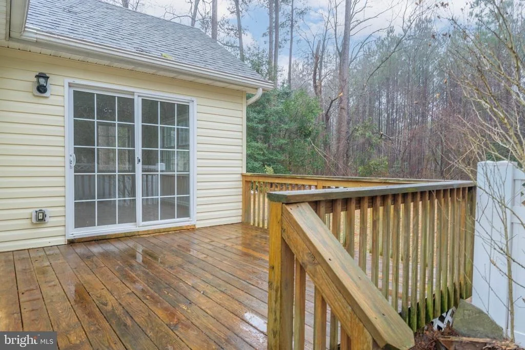 Photo of 18284 SHINGLE POINT ROAD