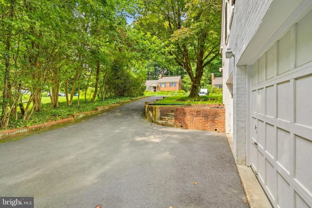 Photo of 5313 ATLEE PLACE