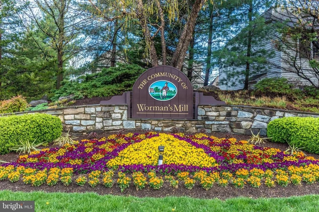 Photo of 841 DUNBROOKE COURT