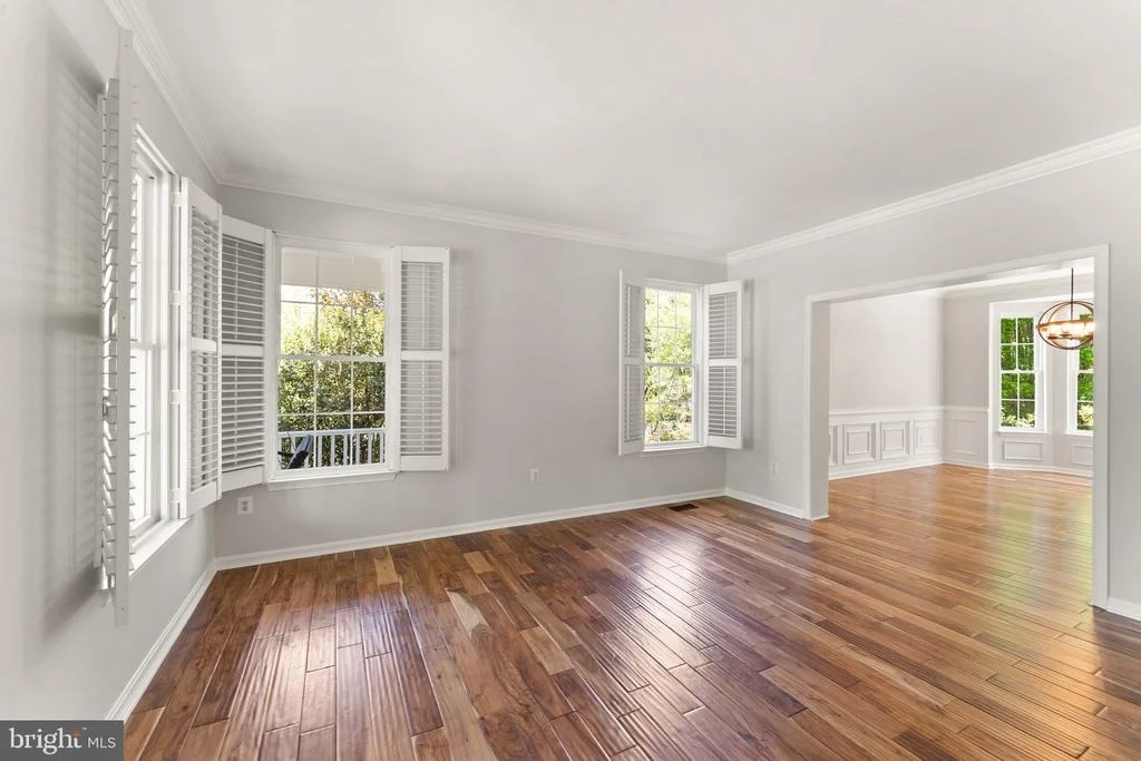 Photo of 817 KENNETH PLACE SE
