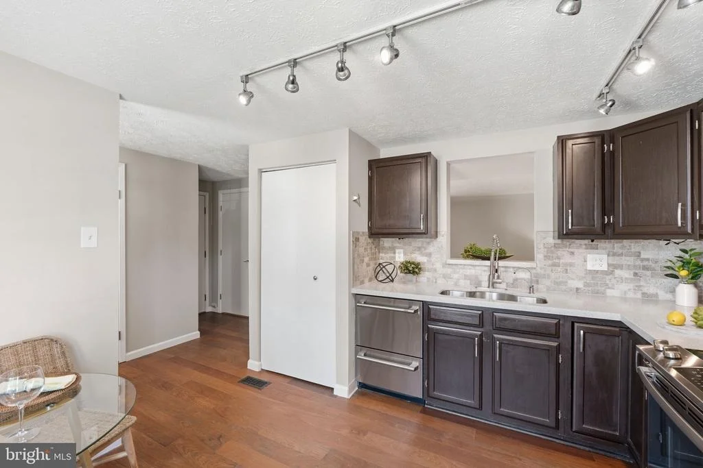 Photo of 19402 KILDONAN DRIVE