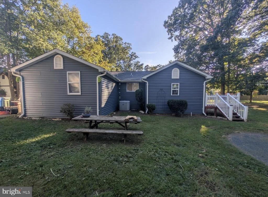 Photo of 2911 WILLOUGHBY BEACH ROAD